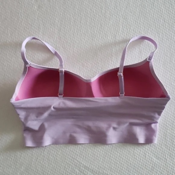 PINK Victoria Secrets: SEAMLESS SCOOP BRA - Picture 3 of 4